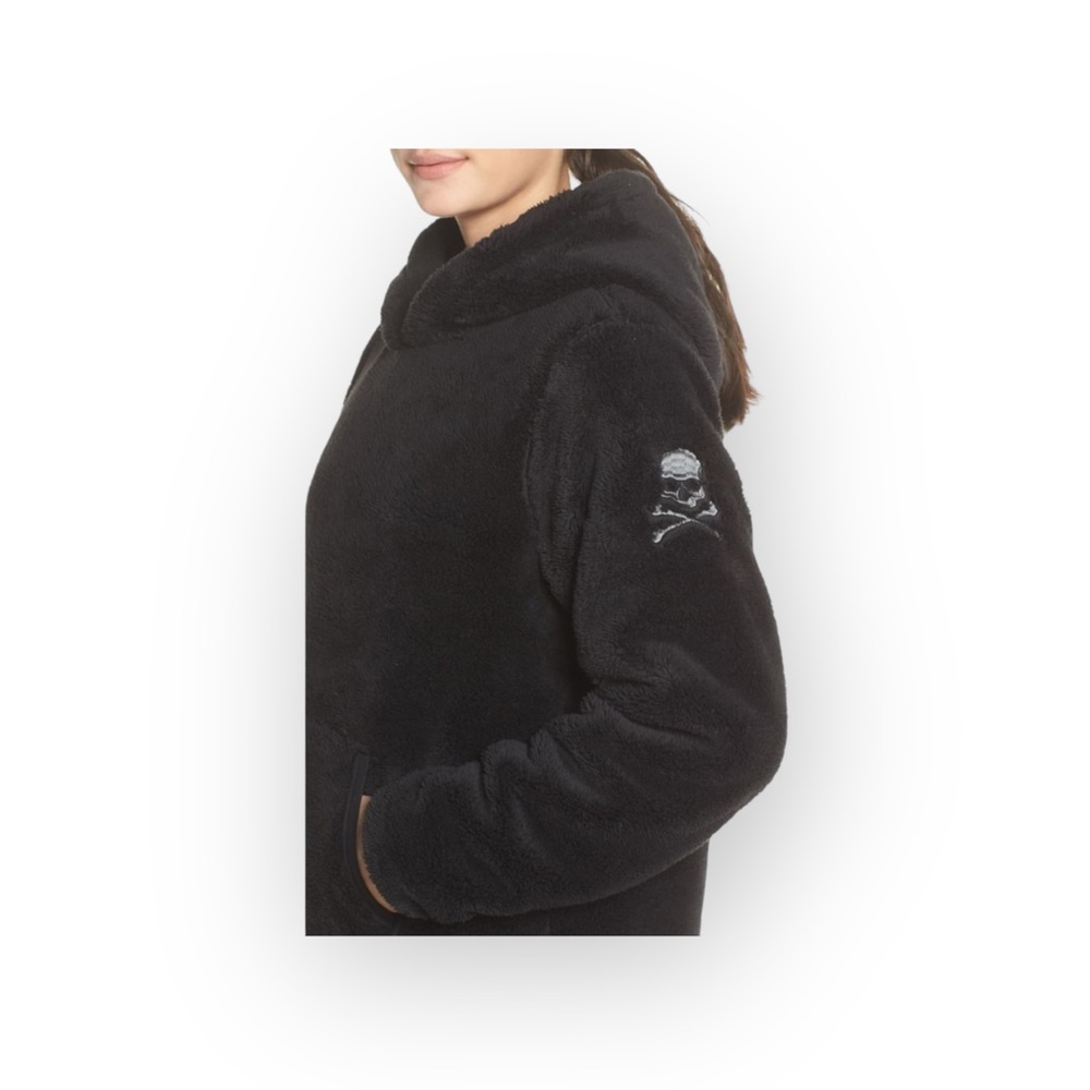 new SoulCycle ☻ Reversible Faux Shearling Skull Embroidered Hoodie ☻︎ Black Mesh
